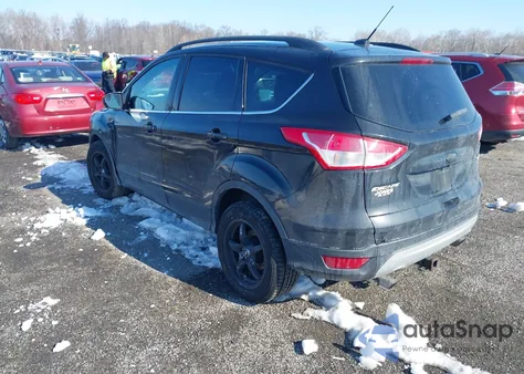 2015 Ford Escape Se from USA, damaged, VIN 1FMCU9G9XFUB36904